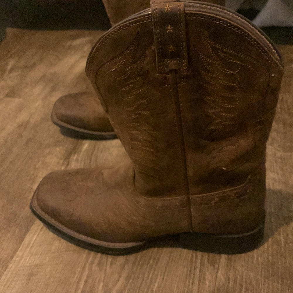 cowgirl boots